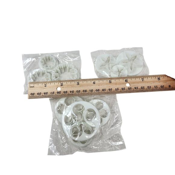 White Flower and Star Cookie Cutters Set 10 Pcs Fondant Cake Decorating Crafting - Picture 6 of 7